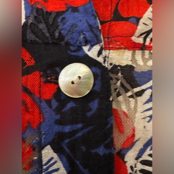 Vintage Red White Blue floral button down blouse - Picture 5 of 10